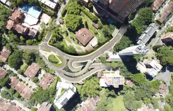 Así quedaría el paso a desnivel en la loma de El Tesoro, en El Poblado. FOTO Alcaldía de Medellín