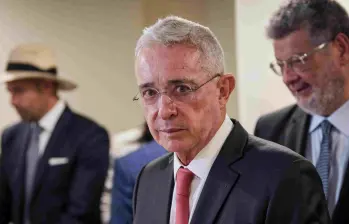 Expresidente Álvaro Uribe en juicio por soborno a testigos. Foto: Colprensa