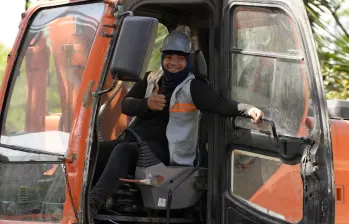 La estrategia busca que las oportunidades laborales lleguen principalmente a quienes viven en el área de influencia del corredor, entre Caribe y La Aguacatala. FOTO Alcaldía de Medellín.