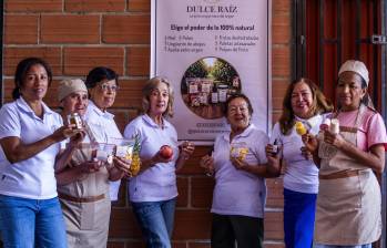 Carmenza lidera la Asociación de Hortalizas y Frutales del Municipio de Girardota, donde encontró el equipo que hoy la acompaña en Dulce Raíz Ancestral. FOTO Julio César Herrera