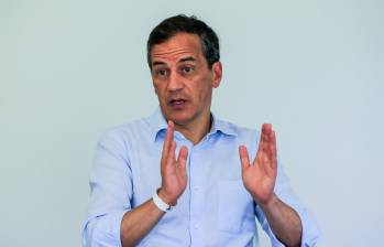 El abogado Rafael Nieto fue viceministro del Interior en el gobierno de Álvaro Uribe. Nació en Bogotá hace 58 años y desde sus columnas de opinión ha sido opositor al gobierno de Gustavo Petro. FOTO Camilo Suárez