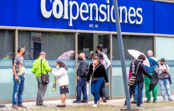 Ahora será más difícil volver a Colpensiones desde los fondos privados, tras decisión de la Corte Constitucional. FOTO JUAN ANONIO SÁNCHEZ