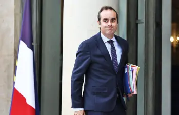El presidente de Francia, Emmanuel Macron, nombró al ministro de Defensa, Sébastien Lecornu (en la foto), como nuevo primer ministro del país. FOTO: Xinhua