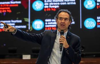 El alcalde de Medellín, Federico Gutiérrez rindiendo cuentas en el Concejo de Medellín. Foto: Julio César Herrera Echeverri.