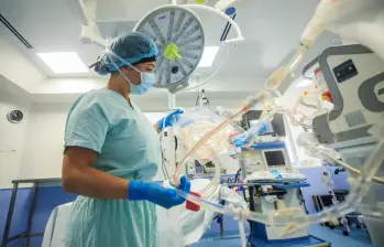 Bogotá, Medellín y Cali concentran la mayor parte del talento, mientras las regiones enfrentan un déficit preocupante. Enfermeros, ingenieros y operarios calificados son cada vez más difíciles de encontrar. FOTO Camilo Suárez. 