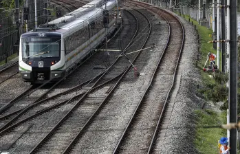 Imagen de referencia de socavación en la vía férrea del Metro de Medellín.Foto: Manuel Saldarriaga Quintero