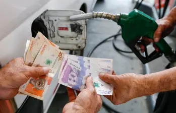 En Colombia hay cerca de 6.400 estaciones de servicio. Foto: Esneyder Gutiérrez