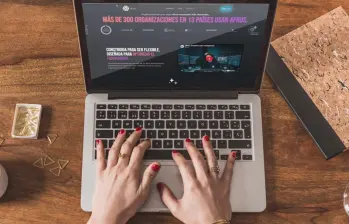 La plataforma colombiana afrus habilitó durante agosto el acceso gratuito a sus herramientas para organizaciones que atienden a comunidades afectadas por el terremoto de magnitud 7,4. FOTO: afrus.