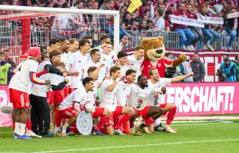 El colombiano Luis Fernando Díaz fue titular con el Bayern Múnich en la victoria 4-2 ante Stuttgar. La victoria coronó campeón anticipado de la Bundesliga al cuadro del colombiano. FOTO: GETTY