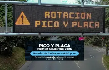 La medida busca que sean cerca de 200.000 vehículos los que salgan de las vías del Valle de Aburrá y así tratar de disminuir las congestiones. FOTO: CAMILO SUÁREZ