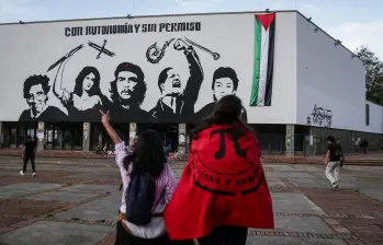 Las amenzas se atribuyen a los controles de seguridad que se han establecido para identificar puntos de venta de droga dentro de la universidad. Foto Colprensa. 