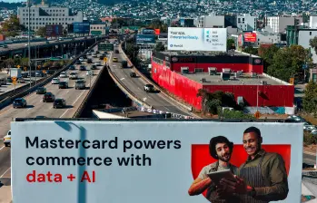 Las empresas a nivel global demandan personal con habilidades tecnológicas y están reemplazando tareas repetitivas. FOTO GETTY