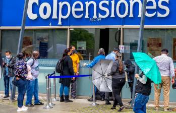 La reforma insiste en un sistema de pilares, en el que los aportes hasta por 3 salarios mínimos sean administrados por Colpensiones. FOTO JUAN ANTONIO SÁNCHEZ