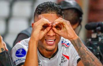 El futbolista Mateo Zuleta anotó uno de los goles con los que Once Caldas venció al equipo boliviano. FOTO: TOMADA DEL X DE @Sudamericana