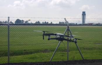 Este es un dron de referencia como los que usa la FAC. Foto: cortesía
