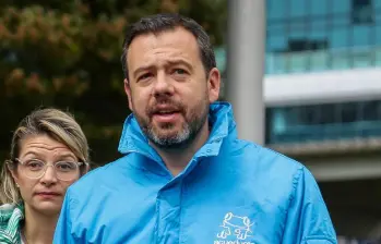 El alcalde de Bogotá, Carlos Fernando Galán, aseguró que ya hay avances en la investigación tras atentado a dos líderes venezolanos. FOTO: Colprensa 