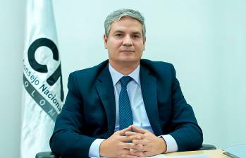 Juan Felipe Lemos nació en Andes, Antioquia, y es abogado de profesión. Pasó los últimos 12 años como congresista; ahora preside el CNE. FOTO CNE