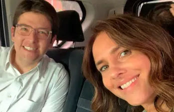 Miguel Uribe Turbay y Paola Turbay son primos. FOTO Tomada de @paolaturbay