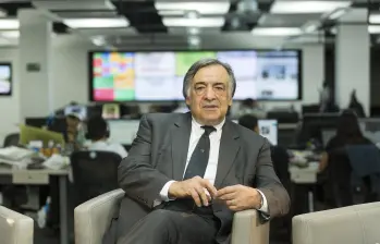 Leoluca Orlando, europarlamentario y exalcalde de Palermo, ciudad donde combatió a grandes capos de la mafia italiana, expresó su rechazo al acto ejecutado por el presidente Gustavo Petro con jefes de bandas criminales. Foto: Andrés Camilo Suárez Echeverry