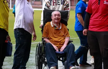 El profe Luis Fernando Montoya es un símbolo de lucha y amor por la vida. FOTO MANUEL SALDARRIAGA