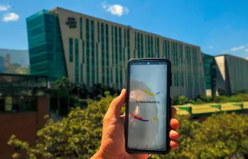 La SIC sancionó a Bancolombia por caída que duró tres días. Foto Camilo Suárez. 