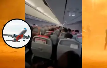 En un video compartido en redes sociales se ve los momentos de terror que vivieron los pasajeros. FOTO: Captura de video y cortesía