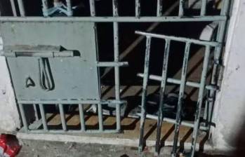 Los delincuentes rompieron los barrotes de la celda y escaparon en medio de la noche. FOTO: CORTESÍA