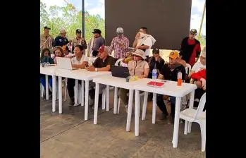 El 23 de agosto se realizaron 10 mesas de trabajo de las organizaciones sociales en la reapertura de los diálogos de paz. FOTO: Captura de video
