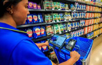 Desde hace poco más de un mes, el supermercado Euro, de La Frontera, cuenta con carritos inteligentes de Travvis, que facilitan el proceso de compra por parte de los consumidores. FOTO Camilo Suárez