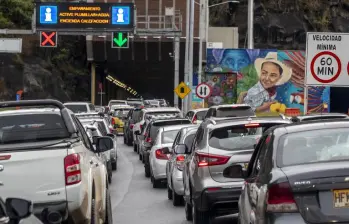 La medida fue informada por la concesión Túnel Aburrá Oriente, mientras se realiza una inspección. FOTO: Juan Antonio Sánchez Ocampo