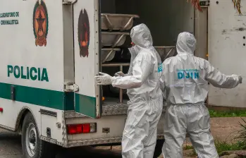 Los agentes de la Sijín de la Policía Metropolitana realizaron la inspección a esta persona LGTBTQ+, a quien estrangularon con un cordón dentro de un inquilinato en el centro de Medellín. FOTO: ARCHIVO