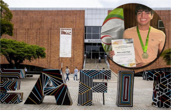 El joven Matías Luengas (adelante) escogió la Universidad Eafit. Foto: EL COLOMBIANO y cortesía.