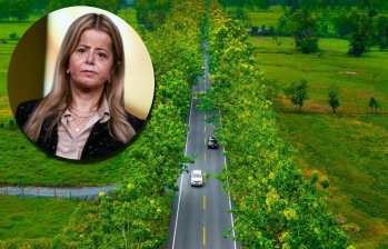 Adelante, la ministra de Transporte Elsa Noguera. Atrás, una de las vías del Urabá antioqueño. Fotos: EL COLOMBIANO y Colprensa.