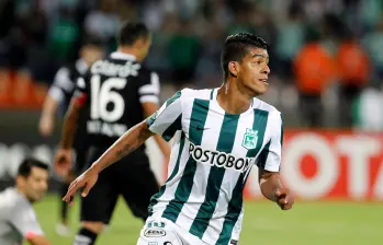 El exfutbolista antioqueño Yulián Mejía celebraba en la foto el gol que le metió a Libertad de Paraguay en la Copa Libertadores del 2015. Foto: Jaime Pérez
