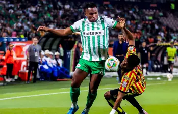 Nacional se enfrenta con Pereira en Yopal. FOTO JAIME PÉREZ