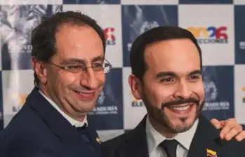 El equipo del presidente electo, integrado por más de 1.300 personas, revisará 22 sectores y contará con una comisión anticorrupción y herramientas de inteligencia artificial. FOTO: CAMPAÑA DE DE LA ESPRIELLA.