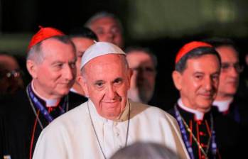 El papa Francisco salió de nuevo al balcón del Vaticano a rezar el Ángelus. Foto: AFP. 
