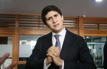 Manzur, uno de los congresistas más jóvenes, está implicado en el caso de corrupción de Unidad para al Gestión del Riesgo (UNGRD). FOTOS: Colprensa