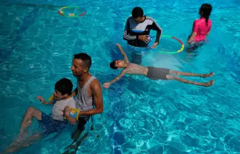 Según el relato de la mamá, al niño de 10 años se le dificulta el aprendizaje y no rinde para hacer actividad física porque también presenta problemas para caminar. FOTO Getty