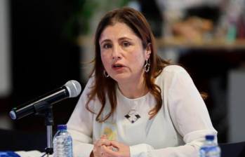 La defensora del Pueblo, Iris Marín Ortiz, emitió la alerta sobre la crisis en los territorios por las disputas entre 10 grupos armados por el control de las rentas criminales en el departamento. FOTO: LINA GASCA-COLPRENSA