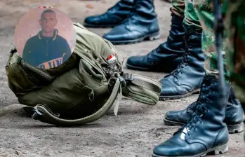 Edison Andrés Gómez fue llevado bajo engaños a un barrio periférico de Medellín donde el ejército lo asesinó en estado de indefensión. FOTO: ARCHIVO Y CORTESÍA