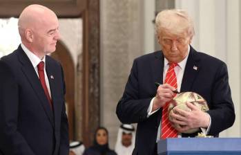 Es posible que el presidente Donald Trump entregue el trofeo del Mundial 2026. FOTO: GETTY