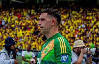 Emiliano “Dibu” Martínez aseguró que los hinchas colombianos lo habían insultado durante todo el partido. FOTO: Juan Antonio Sánchez Ocampo