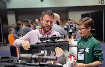 En Estados Unidos la Segunda Enmienda de la Constitución garantiza el derecho a portar armas. FOTO GETTY