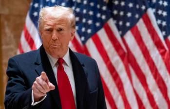 Donald Trump sostiene que es un “gran gesto” que Catar le haya ofrecido un avión como regalo. FOTO: Getty