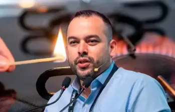 Según el ministro de Minas y Energía, Edwin Palma, la intención del borrador de decreto es frenar prácticas especulativas en el mercado secundario de gas y reducir costos que terminan trasladándose a los usuarios finales.