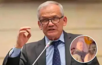 González, quien se encuentra prófugo y quien tiene asilo político del Gobierno de Nicaragua, fue señalado como posible responsable de los delitos de cohecho por dar u ofrecer, peculado por apropiación en favor de terceros y lavado de activos. FOTO: COLPRENSA-CAPTURA DE VIDEO