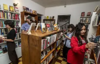 Llega a Medellín COMUNA, un mercado de libros insólitos con joyas editoriales independientes. Foto: Cortesía