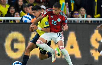 El futbolista antioqueño Kevin Castaño fue uno de los que más se destacó en el duelo contra Ecuador. Podría ser convocado para los duelos que le quedan a la Tricolor en 2023. FOTO: GETTY