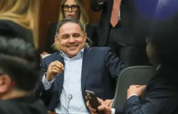 Honorio Henríquez fue elegido como el nuevo presidente del Congreso. FOTO: Colprensa 